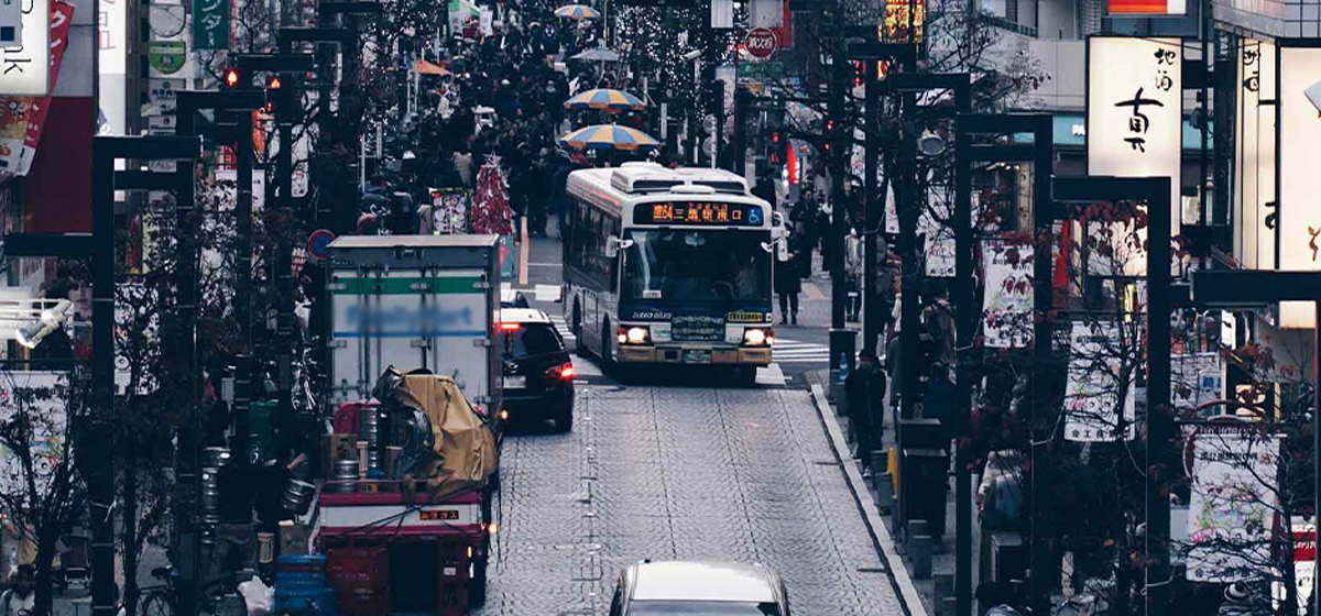 event venue Japan public transportation